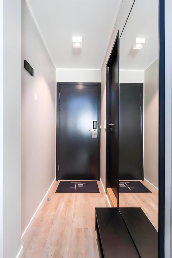 Keybutler Queen Astrids Aparthotel オスロ エクステリア 写真